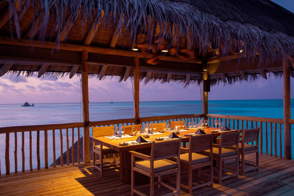hotel-gili-lankanfushi-male-maldives-45-villas-de-luxe-sur-pilotis-12