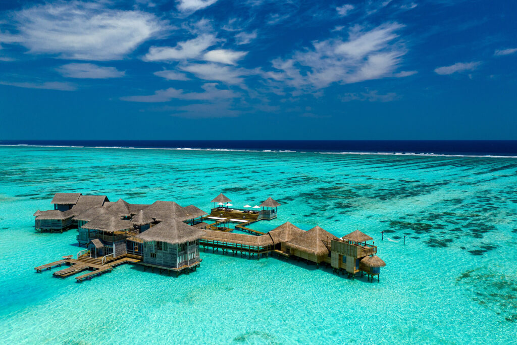 hotel-gili-lankanfushi-male-maldives-45-villas-de-luxe-sur-pilotis-16